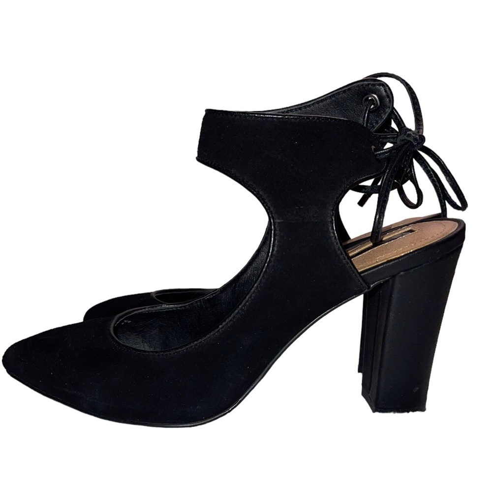 Tahari - black suede Sling-back pump - size 6.5 M - Picture 3 of 7